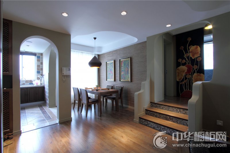 東南亞風(fēng)格玄關(guān)裝修效果圖