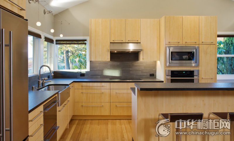 日式原木風(fēng)格廚房整體櫥柜裝修效果圖     實(shí)木櫥柜效果圖